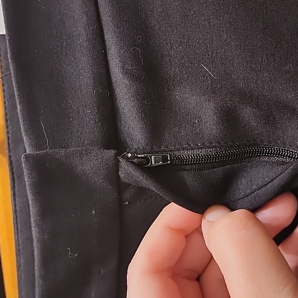 Anne Klein Trousers - 6P - Picture 7 of 9